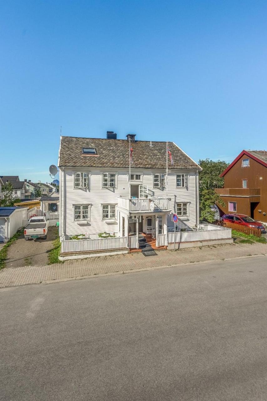 Opsahl Gjestegaard Bodø Exterior foto